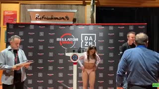 TOP 10 Hottest MMA Female Fighters Weigh In