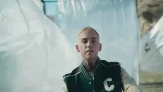 blackbear - u love u (ft. Tate McRae) [Official Music Video]