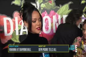 Rihanna Wants to Do Music Collab With Lizzo & More - E! News