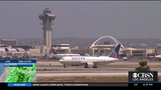 United, Delta Airlines Cancel Nearly 200 Flights Due to Omicron Concer