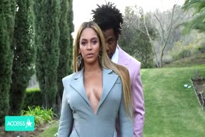 Beyoncé And Jay-Z Strike Playful Poses At Star-Studded Roc Nation Brun