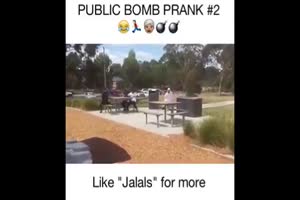 Public Bomb Prank