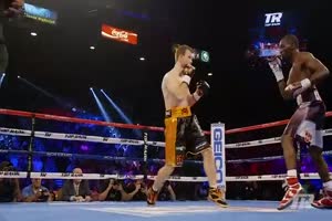 Fight Highlights- Terence Crawford vs. Jeff Horn
