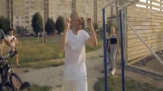 VovaZiLvova -- Do Dupy (official video) © 2019