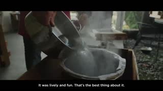 THE GIFT OF MOCHI