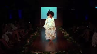 EFWA 2018 The Claws of Clothes Runway
